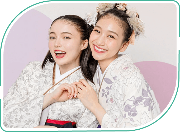 着物を着た2人の女性