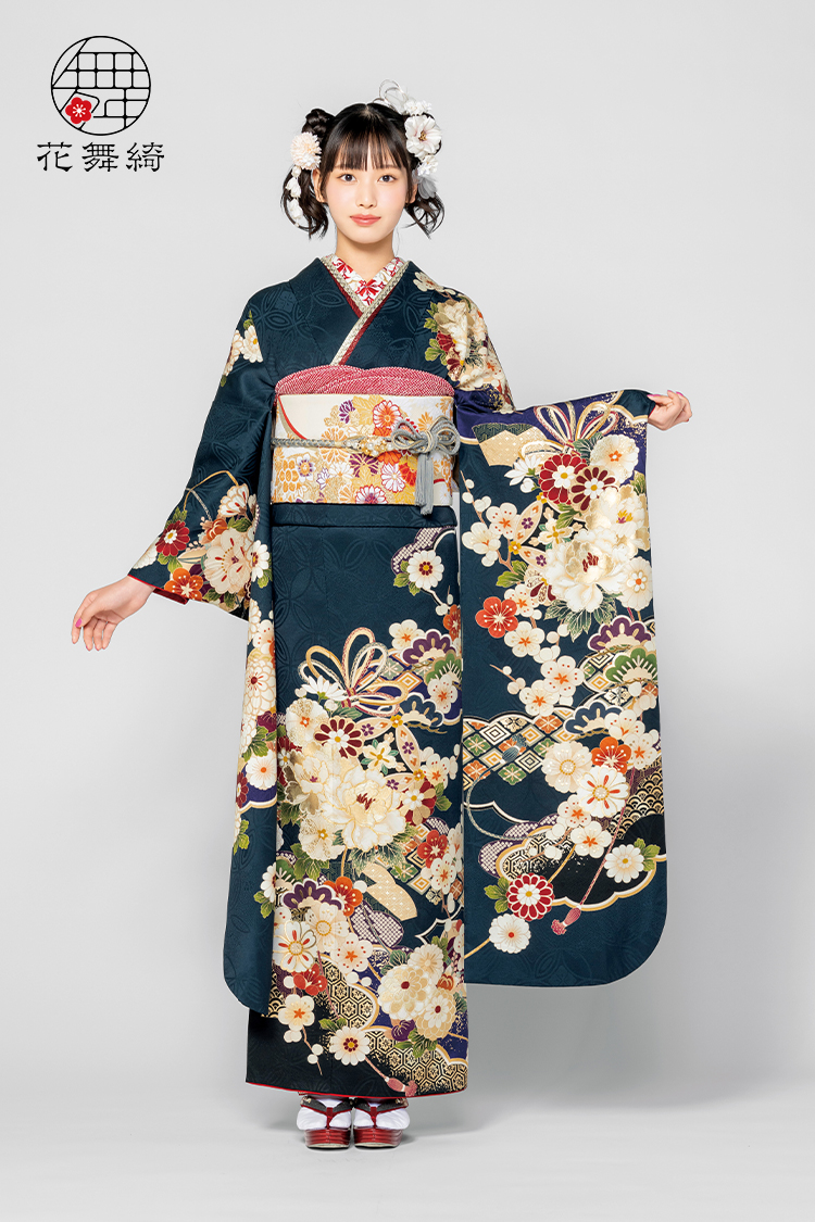 No.2967 【新品/京友禅】紺地にふんわりと咲く牡丹や菊の花々が、女性