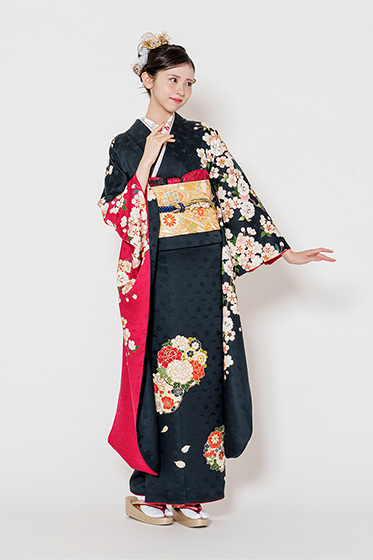 【新品/京友禅】赤と黒のクールな配色と、肩から袖にかけて配された上品な桜で凛とした着姿に