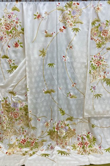 0000_尾峨嵯総刺繍振袖