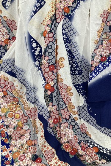 桃山絞り　振袖　5月11日までの限定価格！