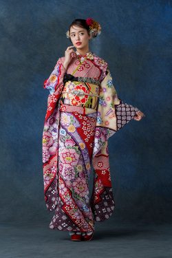 正絹　総絞り振袖　モノトーン モノトーン総絞り振袖